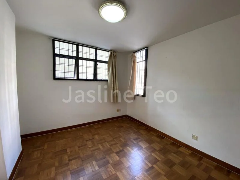 3 Bed Apartment (Condo) for Rent in Guilin Mansions - Image 9