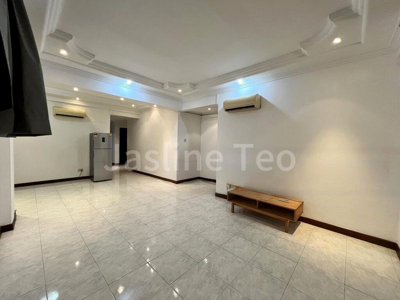 3 Bed Apartment (Condo) for Rent in  Guilin Mansions - Image 15