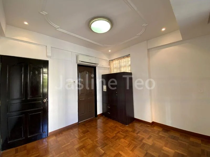 3 Bed Apartment (Condo) for Rent in  Guilin Mansions - Image 3