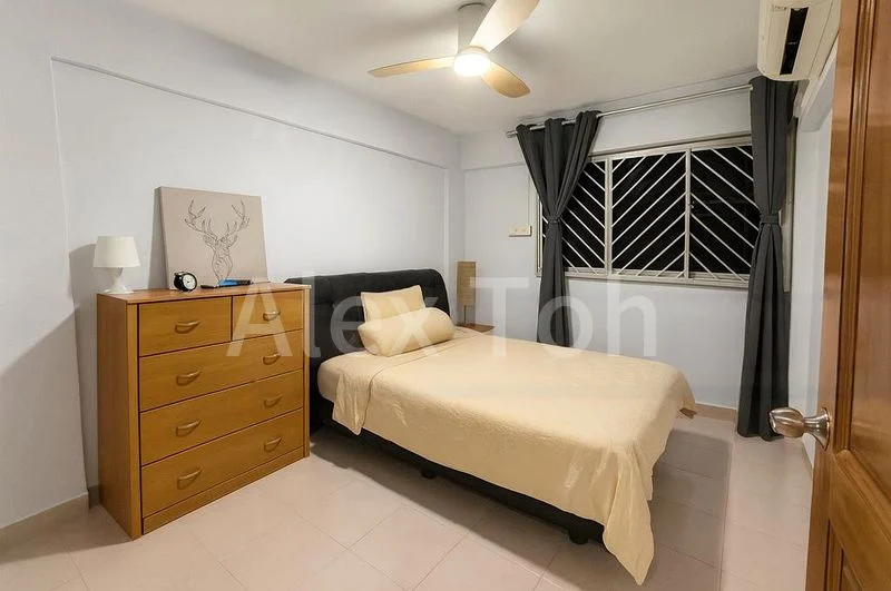 4 Room (4S) HDB for Rent in 325 Bukit Batok Street 33 - Image 4