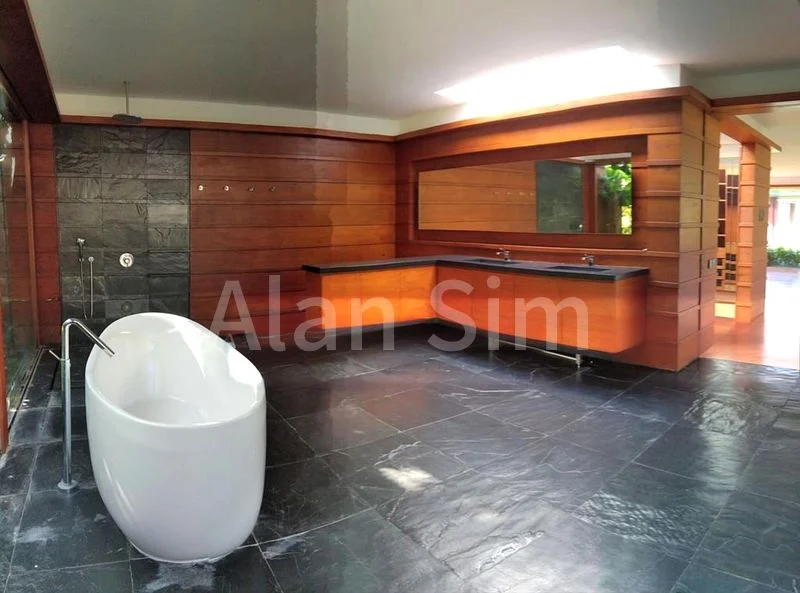 6 Bed Bungalow (Landed) for Rent in  Nassim Road - Image 2