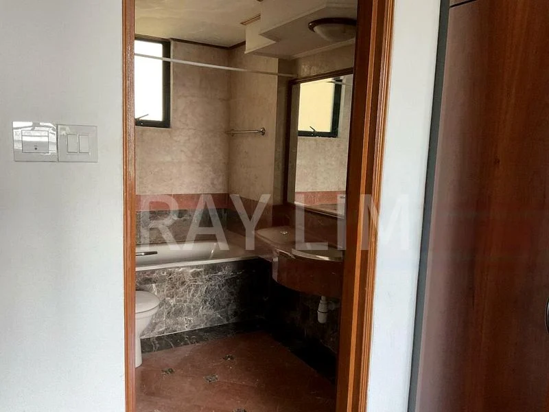 2 Bed Condo for Sale in  Spring Grove - Image 6