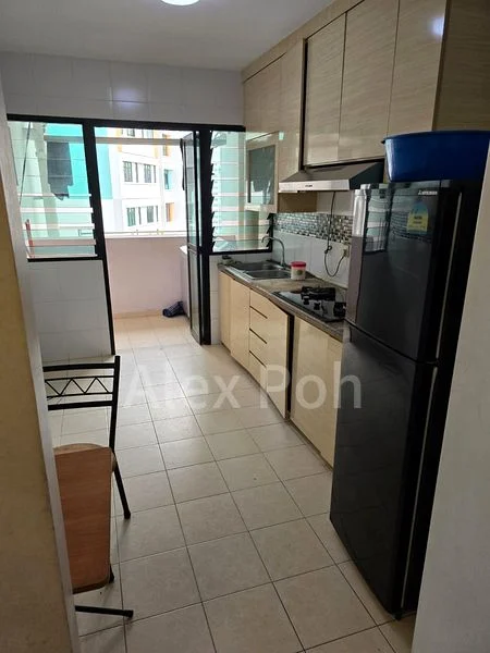 4 Room (4NG) HDB for Rent in 592C Montreal Link - Image 2