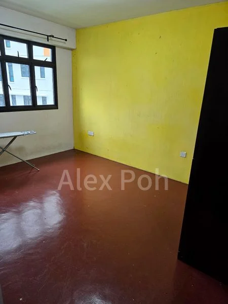 4 Room (4NG) HDB for Rent in 592C Montreal Link - Image 1