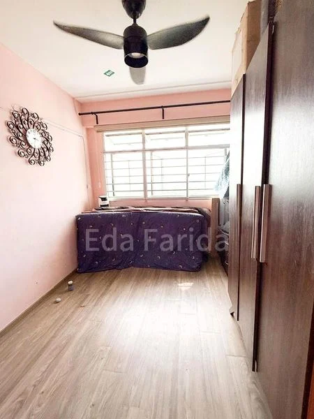 3 Room (3A) HDB for Sale in  55 Teban Gardens Road - Image 3