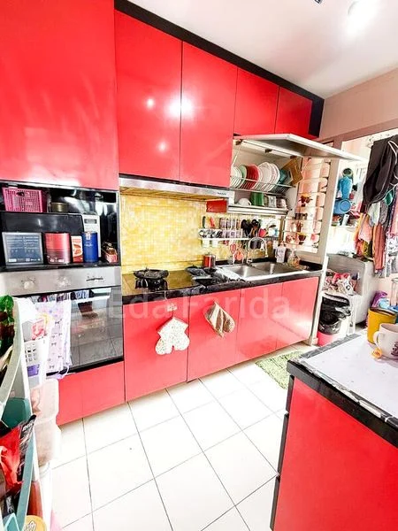 3 Room (3A) HDB for Sale in  55 Teban Gardens Road - Image 2