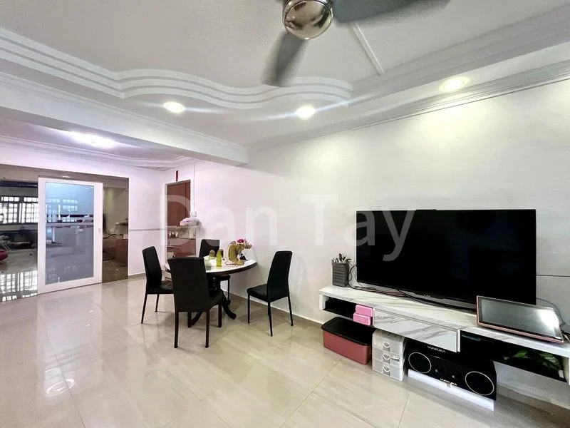 4 Room (4A) HDB for Sale in  738 Woodlands Circle - Image 6