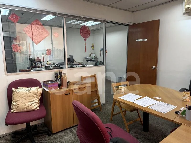 Office for Sale: International Plaza - Image 6