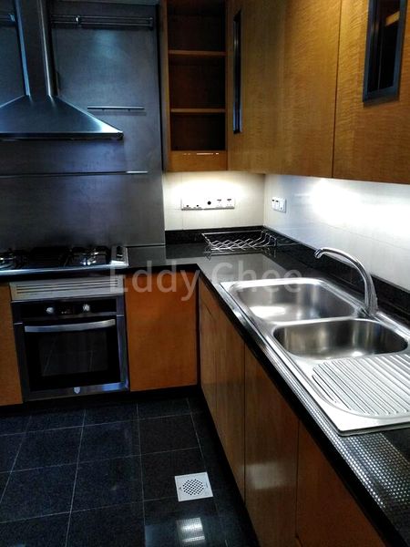 4 Bed Condo for Rent in  Grange 70 - Image 3