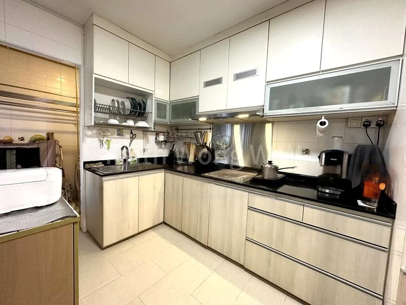 5 Room (5I) HDB for Sale in 25A Jalan Membina - Image 3