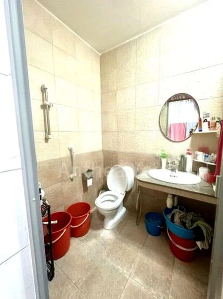 3 Bed Terraced House (Landed) for Sale in  Llyn Gardens - Image 4