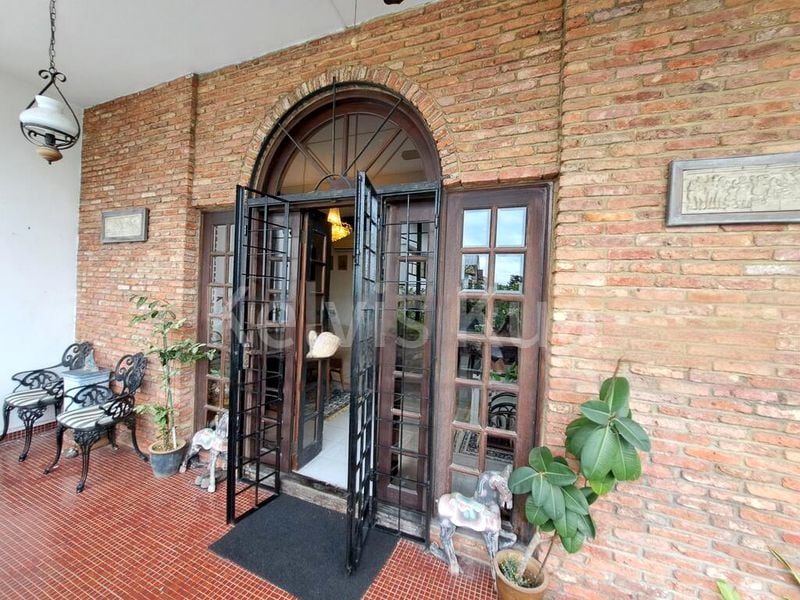 6 Bed Bungalow (Landed) for Sale in  Greenbank Park - Image 7