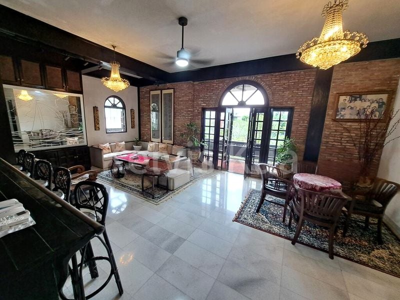 6 Bed Bungalow (Landed) for Sale in  Greenbank Park - Image 8