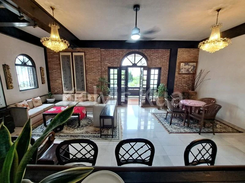 6 Bed Bungalow (Landed) for Sale in  Greenbank Park - Image 11