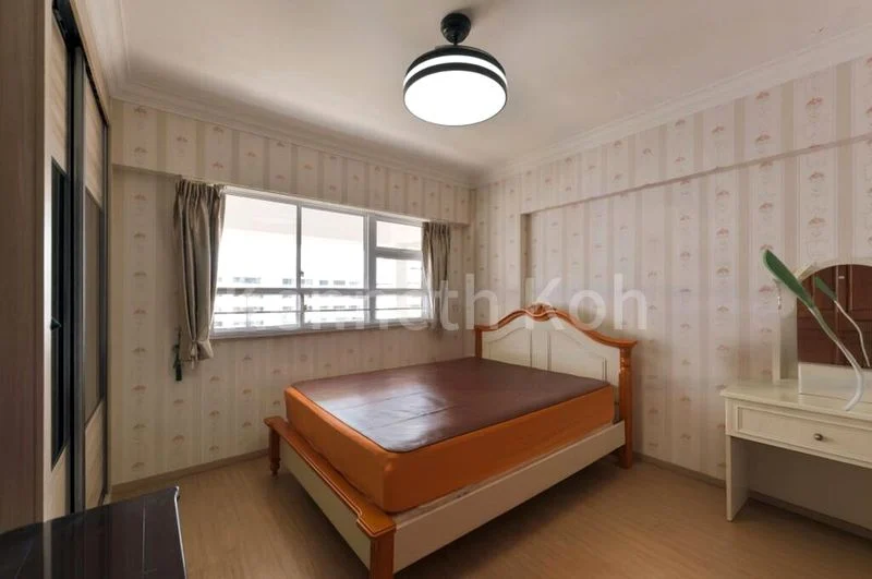 Maisonette HDB for Sale in  834 Yishun Street 81 - Image 2