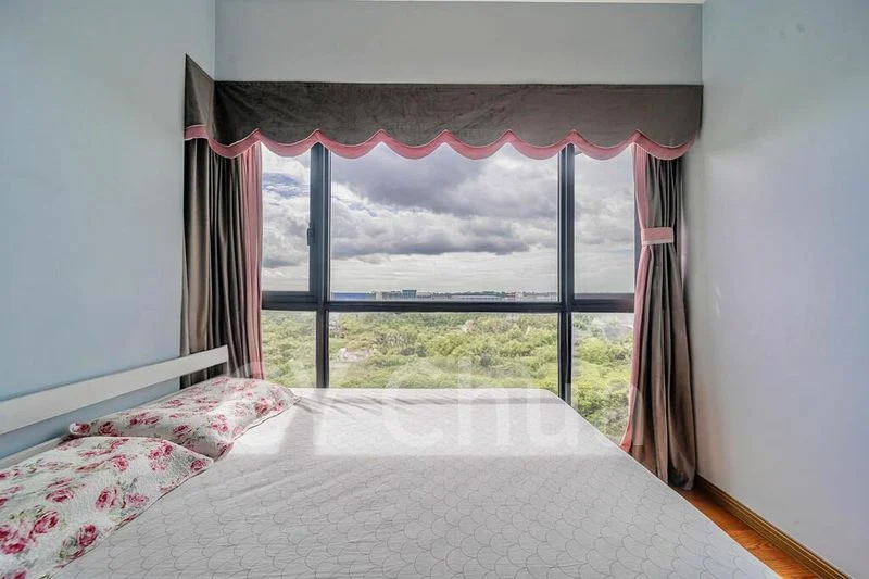 3 Bed Condo for Sale in Kingsford Waterbay - Image 1