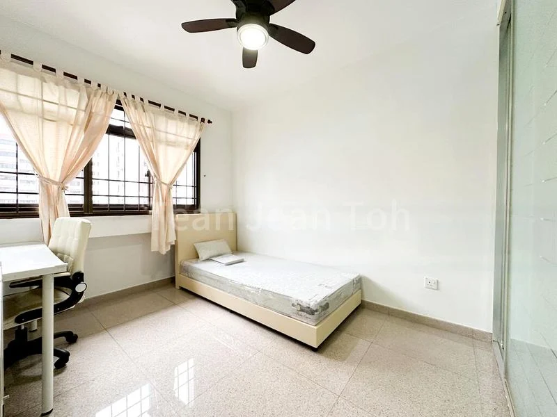 Common Room (HDB) for Rent in  980A Buangkok Crescent - Image 1