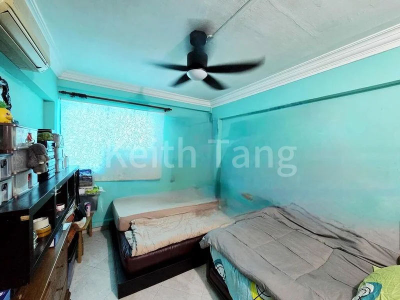 4 Room (4S) HDB for Sale in  369 Bukit Batok Street 31 - Image 4