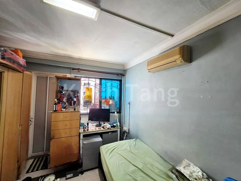 4 Room (4S) HDB for Sale in  369 Bukit Batok Street 31 - Image 5