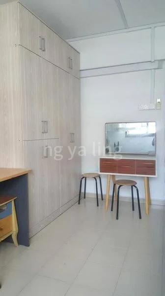 Room (HDB) for Rent in  412 Jurong West Street 42 - Image 1