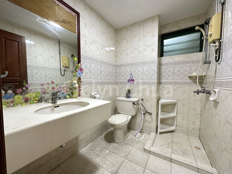 Common Room (Condo) for Rent in  Hillview Heights - Image 6