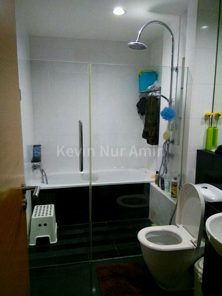 2 Bed Apartment (Condo) for Rent in  The Waterina - Image 5