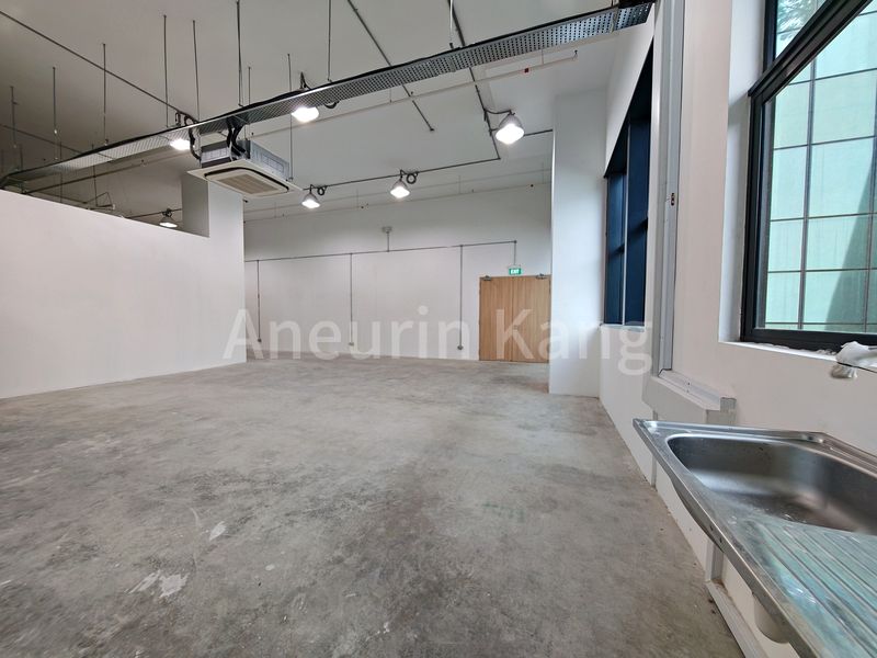 Light Industrial (B1) for Rent in  Interlocal Centre - Image 9