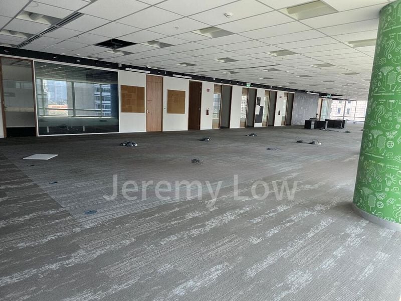 Office for Rent: Capital Square - Image 2