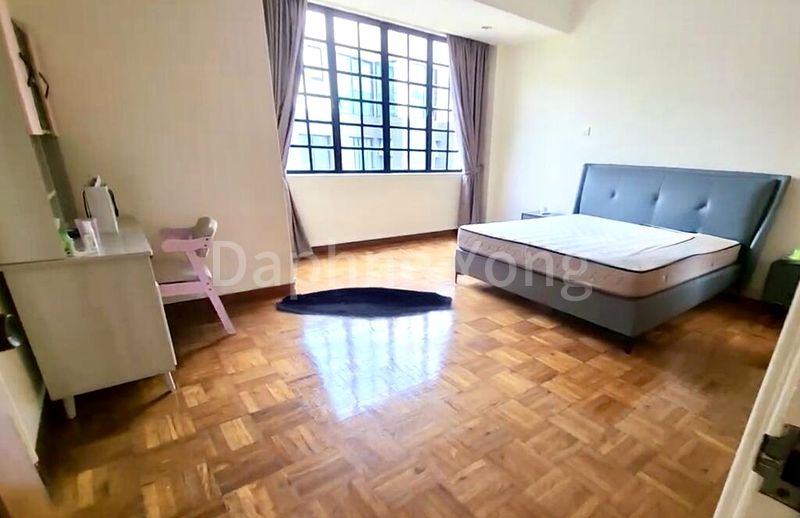 4 Bed Semi-Detached House (Landed) for Sale in  Villas Holland - Image 4