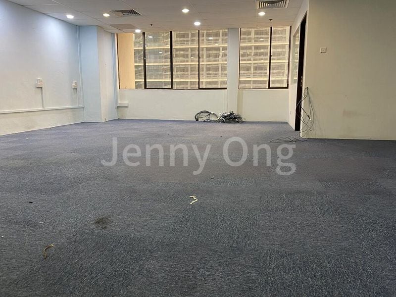 Office for Rent: International Plaza - Image 1