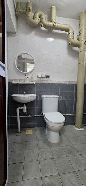 Common Room (HDB) for Rent in  402 Admiralty Link - Image 3