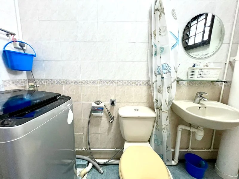 Common Room (HDB) for Rent in 585 Woodlands Drive 16 - Image 5