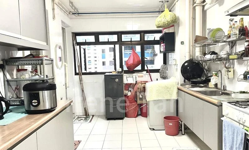 3 Room (3I) HDB for Sale in  313 Hougang Avenue 5 - Image 3