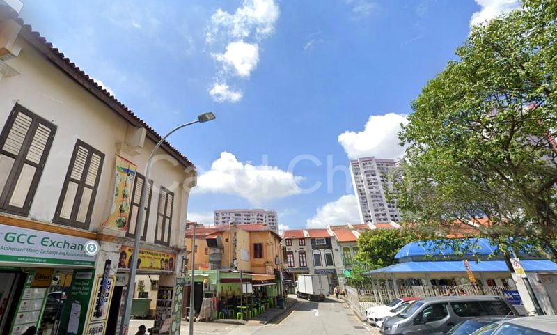 Shop / Shophouse for Sale: Beautiful Little India Shophouse (District 8) - Image 2