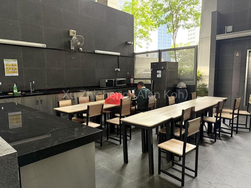 Office for Rent: Frasers Tower - Image 2