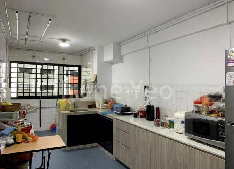 Common Room (HDB) for Rent in  337 Hougang Avenue 7 - Image 4