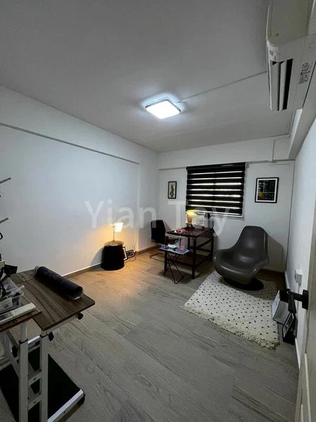 3 Room (3NG) HDB for Rent in  637 Ang Mo Kio Avenue 6 - Image 4