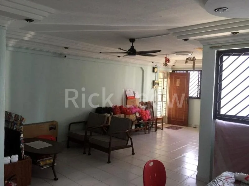 Common Room (HDB) for Rent in 227 Tampines Street 23 - Image 5