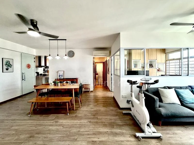 5 Room (5I) HDB for Sale in  452A Bukit Batok West Avenue 6 - Image 1