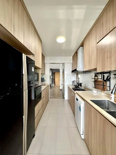 5 Room (5I) HDB for Sale in  452A Bukit Batok West Avenue 6 - Image 11