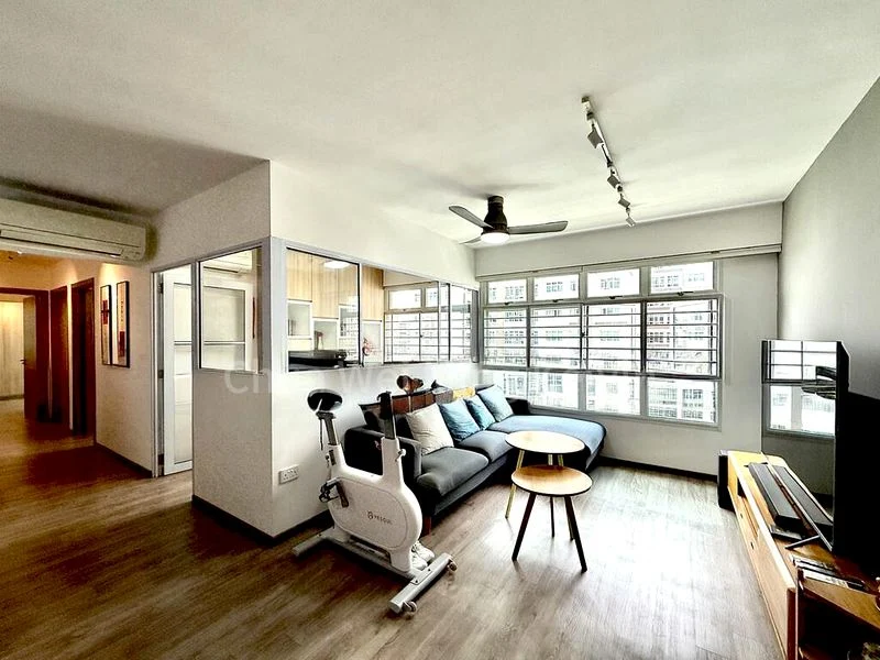 5 Room (5I) HDB for Sale in  452A Bukit Batok West Avenue 6 - Image 2