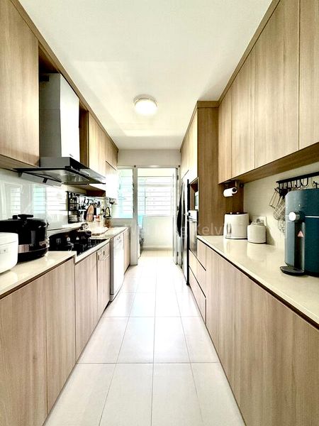 5 Room (5I) HDB for Sale in  452A Bukit Batok West Avenue 6 - Image 10