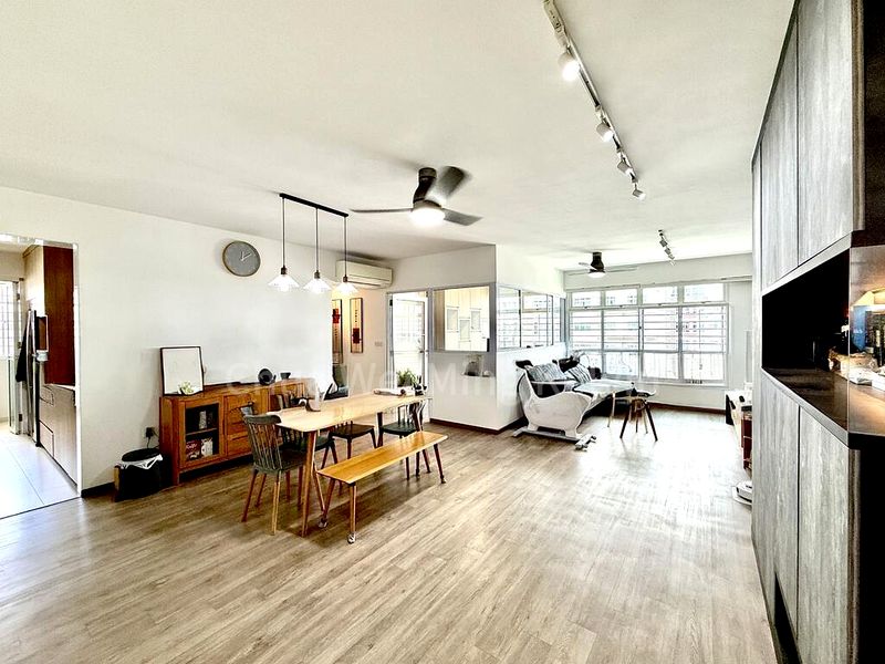 5 Room (5I) HDB for Sale in  452A Bukit Batok West Avenue 6 - Image 5