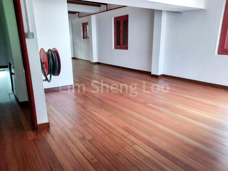 Office for Rent: 134 Amoy Street - Image 4