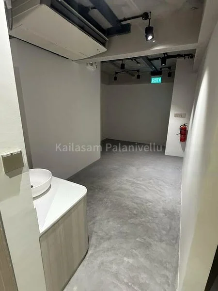 Shop / Shophouse for Rent: Maude Road - Image 6