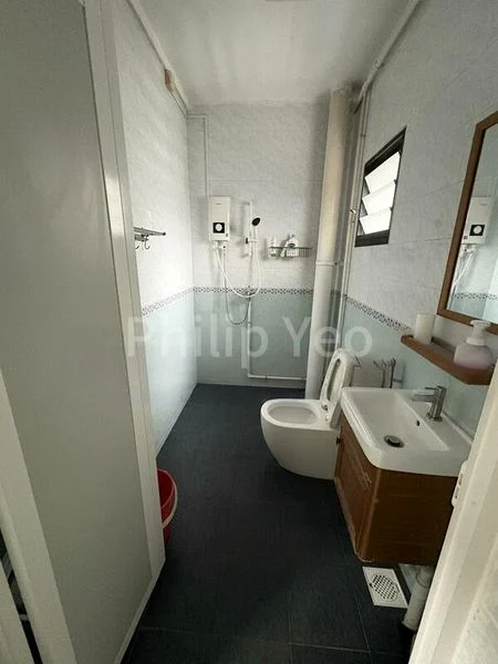 5 Room (5I) HDB for Sale in  576 Woodlands Drive 16 - Image 2