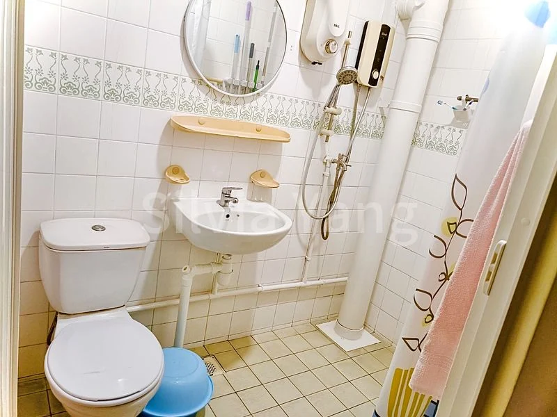 Common Room (HDB) for Rent in  366 Woodlands Avenue 5 - Image 2