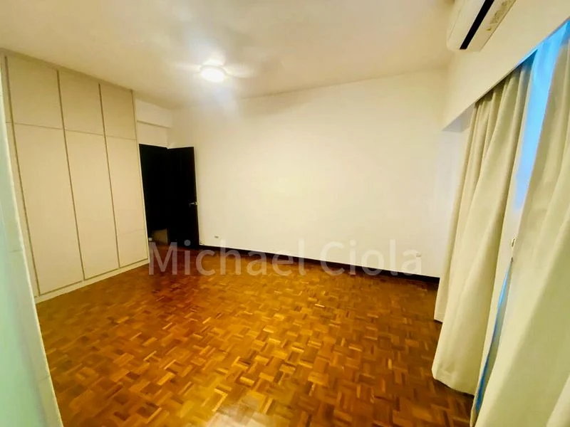 4 Bed Apartment (Condo) for Rent in  Grange Heights - Image 8