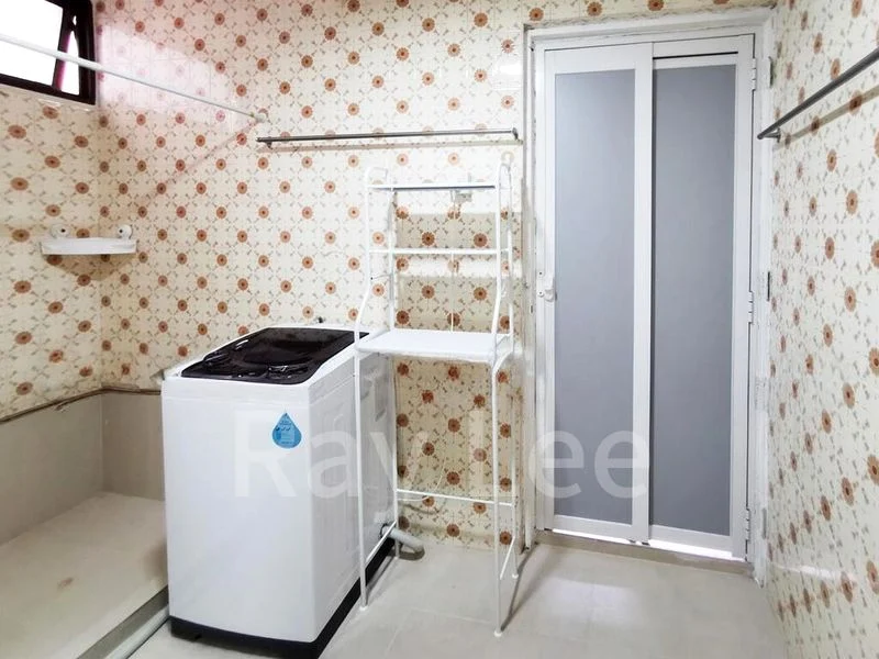 Master Room (Condo) for Rent in  People's Park Centre - Image 7