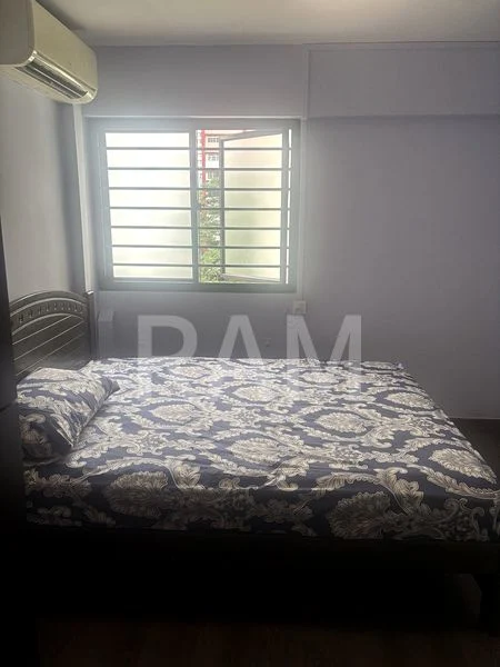 Common Room (HDB) for Rent in 129 Bukit Merah View - Image 2